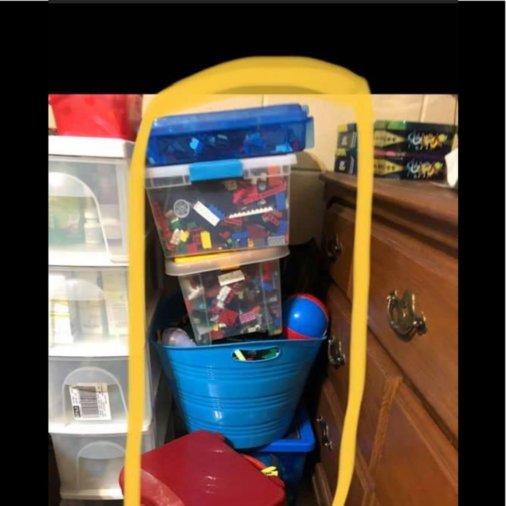 LEGOS
